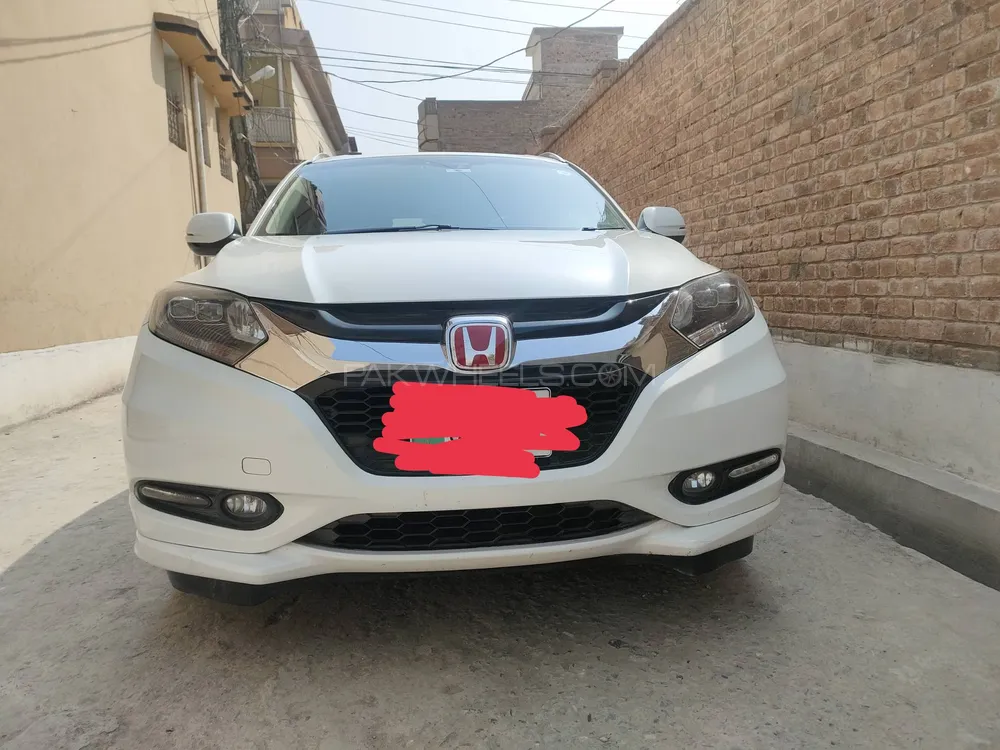 Honda Vezel 2015 for Sale in Peshawar Image-1