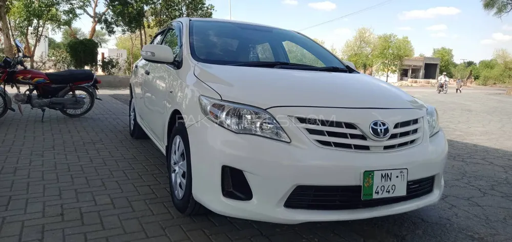 Toyota Corolla 2011 for Sale in Jhang Image-1