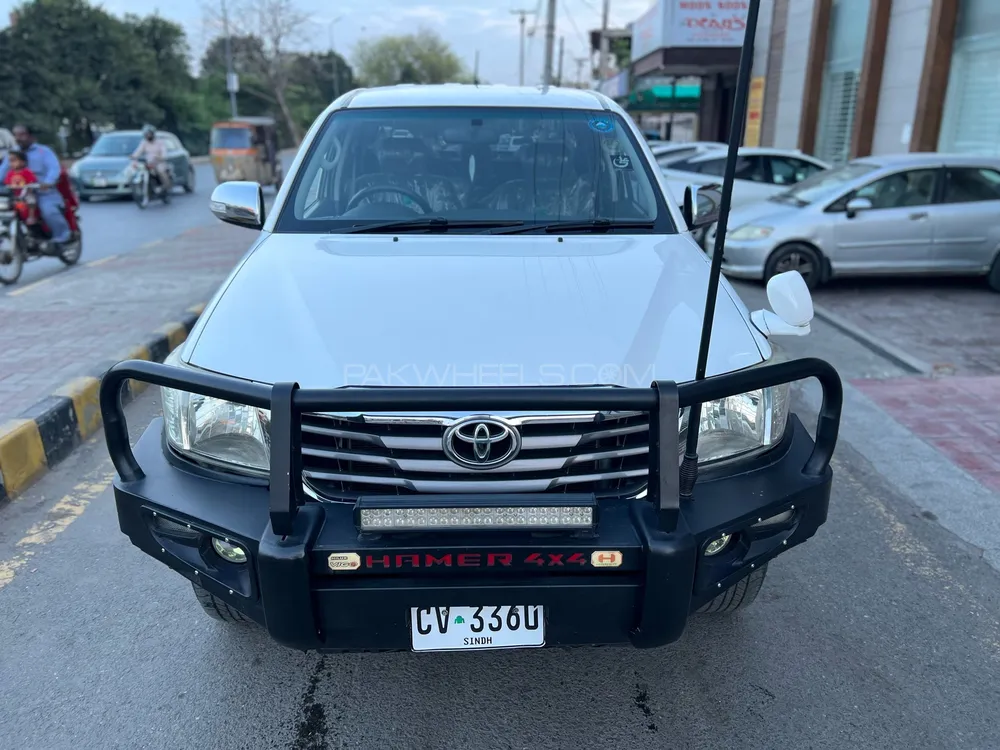 Toyota Hilux 2012 for Sale in Lahore Image-1