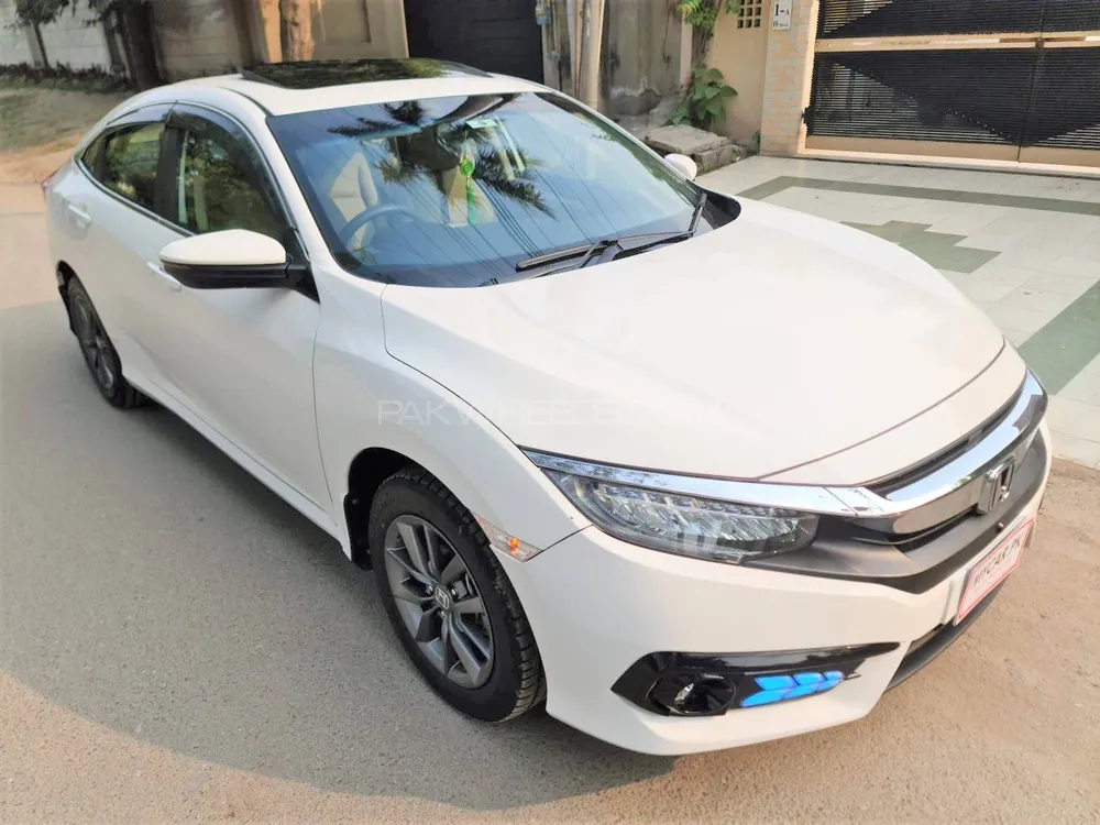 Honda Civic 2020 for Sale in Lahore Image-1