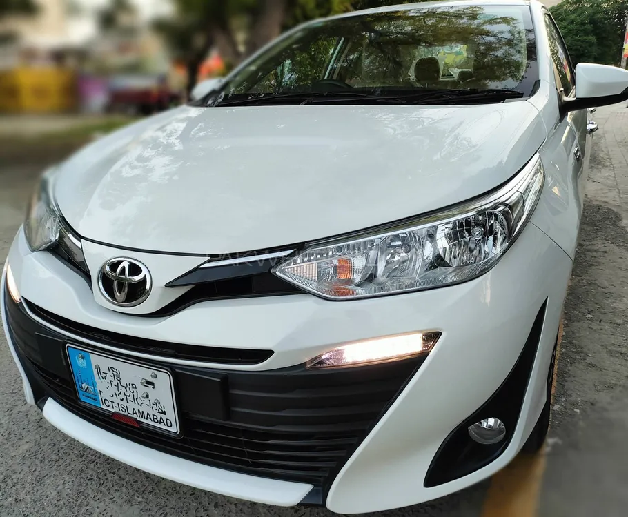 Toyota Yaris Sedan 2022 for Sale in Lahore Image-1