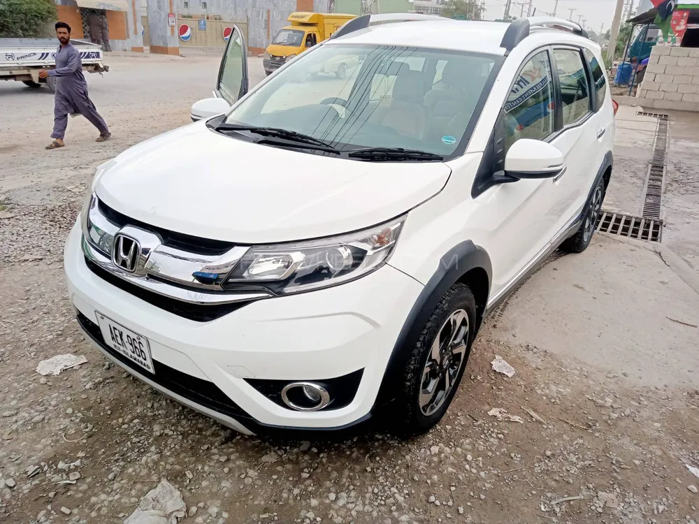 Honda BR-V 2017 for Sale in Islamabad Image-1