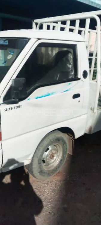 Hyundai Shehzore 2005 for Sale in Karachi Image-1
