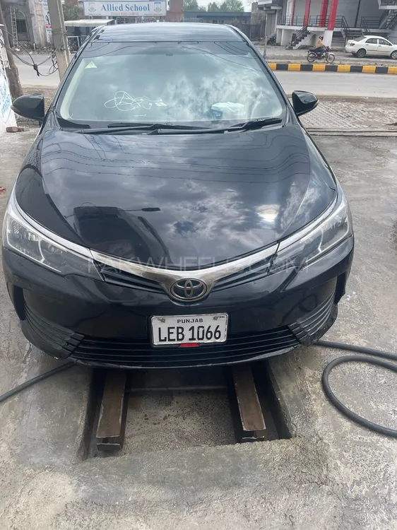 Toyota Corolla 2017 for Sale in Mandi bahauddin Image-1
