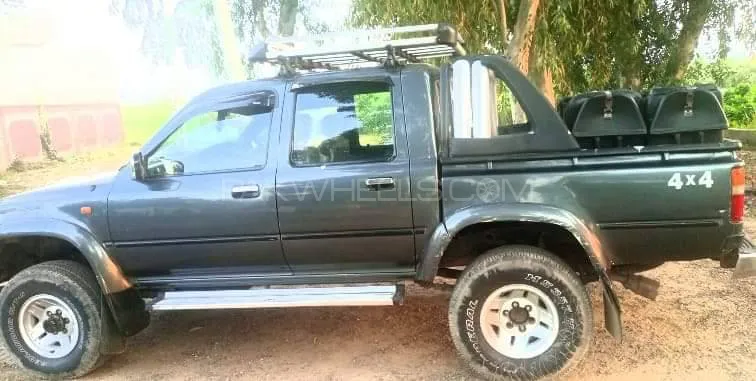 Toyota Hilux 1994 for Sale in Sara-E-Alamgir Image-1