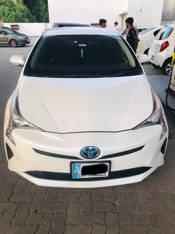 Toyota Prius 2015 for Sale in Faisalabad Image-1