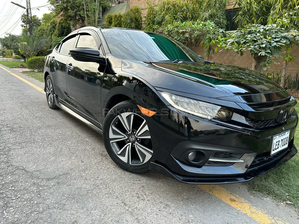 Honda Civic 2017 for Sale in Lahore Image-1