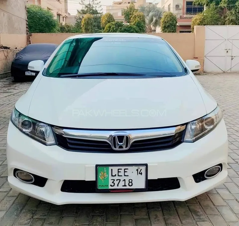 Honda Civic 2014 for Sale in Lahore Image-1