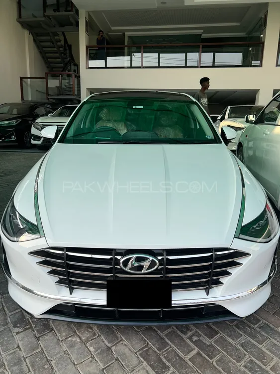 Hyundai Sonata 2022 for Sale in Lahore Image-1