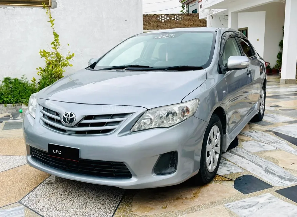 Toyota Corolla 2012 for Sale in Islamabad Image-1