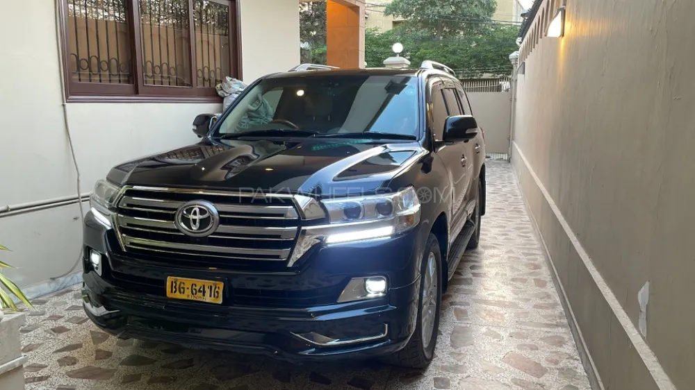 Toyota Land Cruiser 2013 for Sale in Karachi Image-1