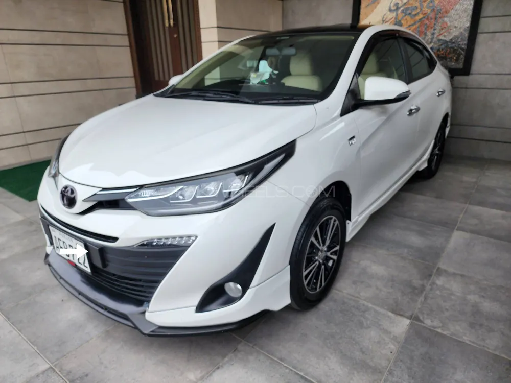 Toyota Yaris Sedan 2022 for Sale in Lahore Image-1