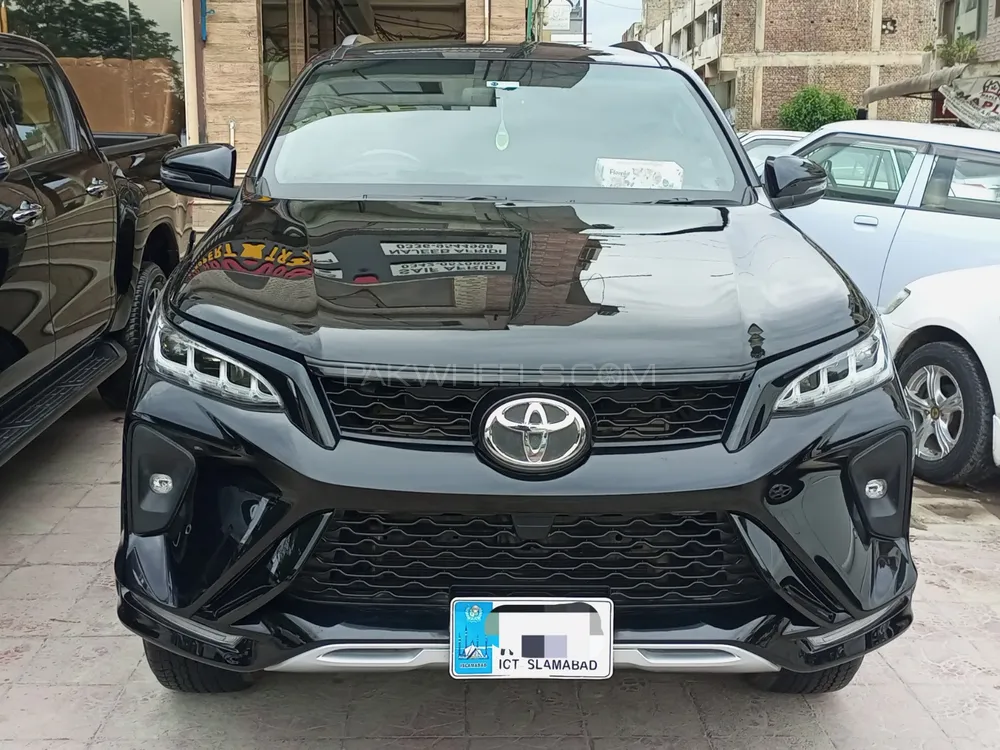 Toyota Fortuner 2022 for Sale in Islamabad Image-1
