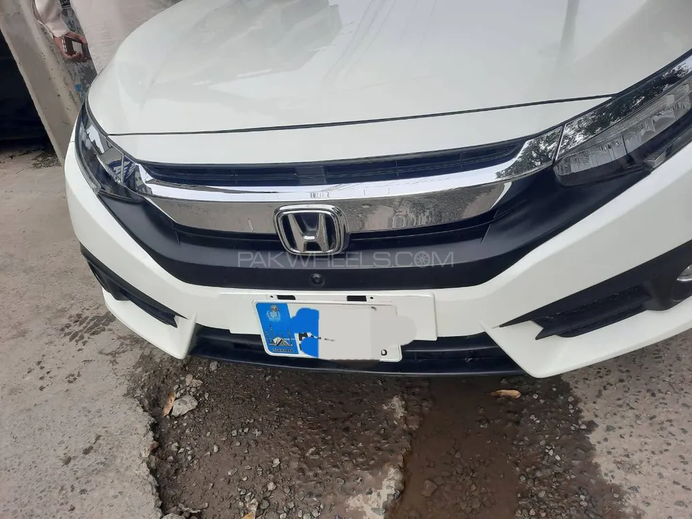 Honda Civic 2018 for Sale in Lahore Image-1
