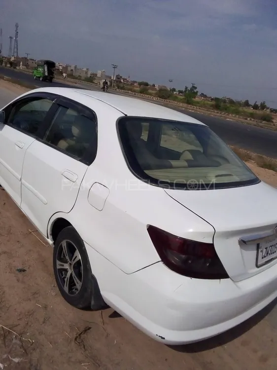 Honda City 2005 for Sale in Lahore Image-1