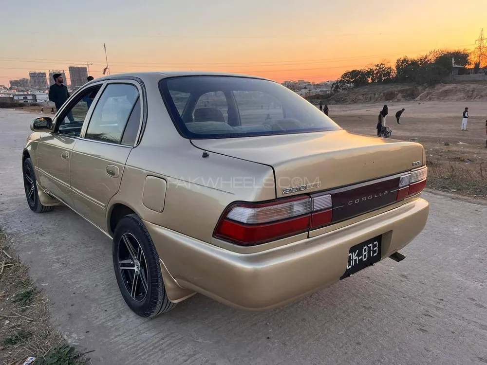 Toyota Corolla 2000 for Sale in Islamabad Image-1