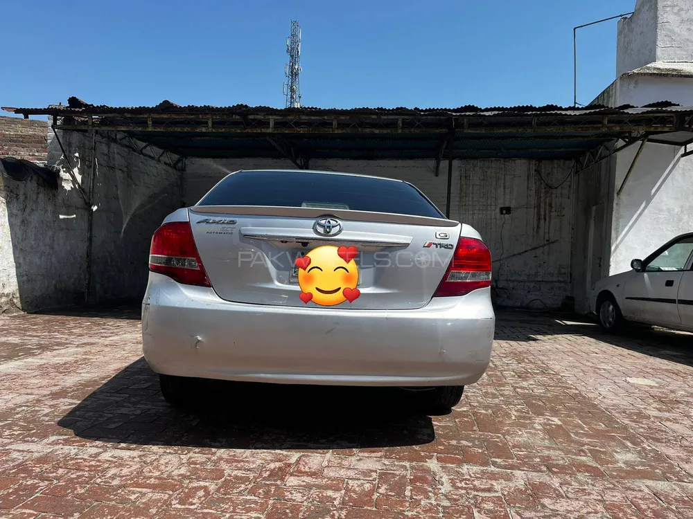 Toyota Corolla Axio 2007 for Sale in Mardan Image-1