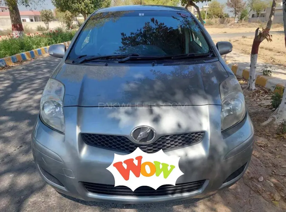 Toyota Vitz 2008 for Sale in Burewala Image-1