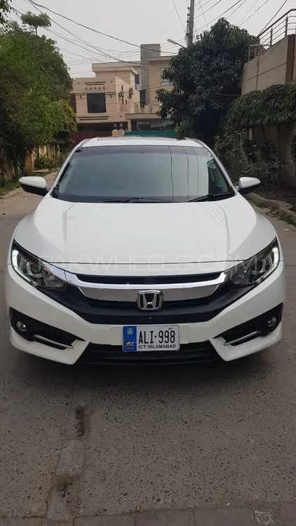 Honda Civic 2018 for Sale in Lahore Image-1
