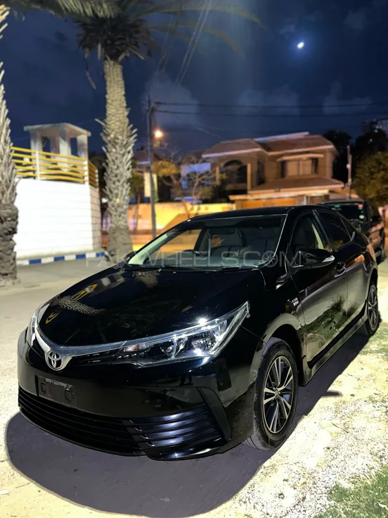 Toyota Corolla 2019 for Sale in Karachi Image-1