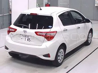 Toyota Vitz 2018 for Sale in Karachi Image-1