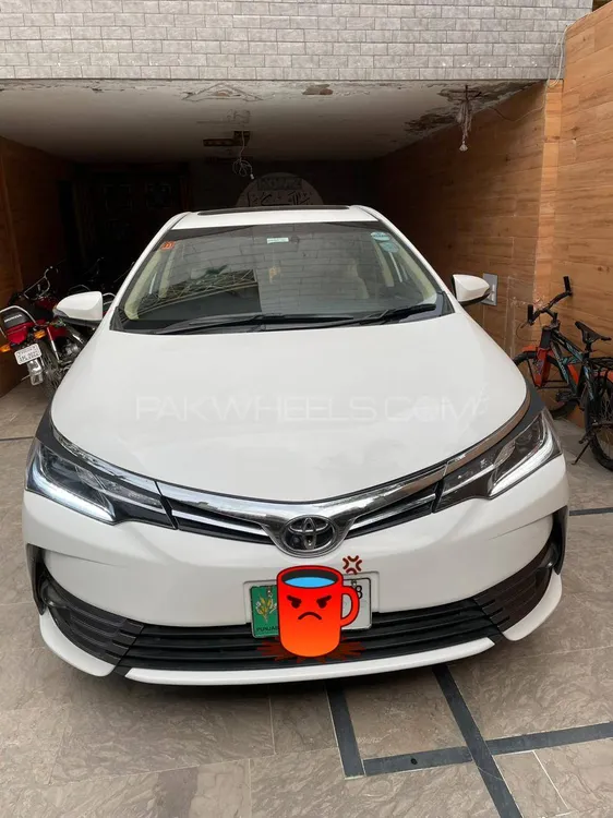 Toyota Corolla 2018 for Sale in Jhang Image-1