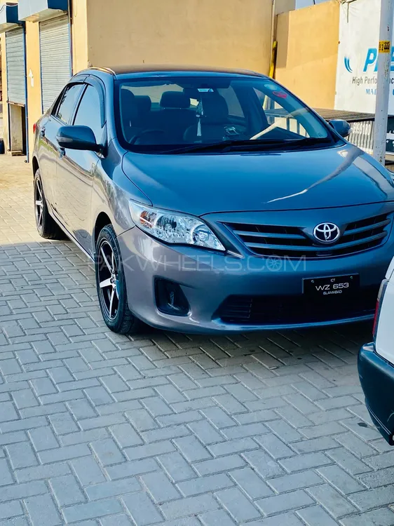 Toyota Corolla 2012 for Sale in Islamabad Image-1