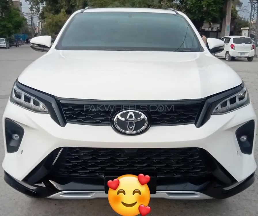 Toyota Fortuner 2022 for Sale in Islamabad Image-1