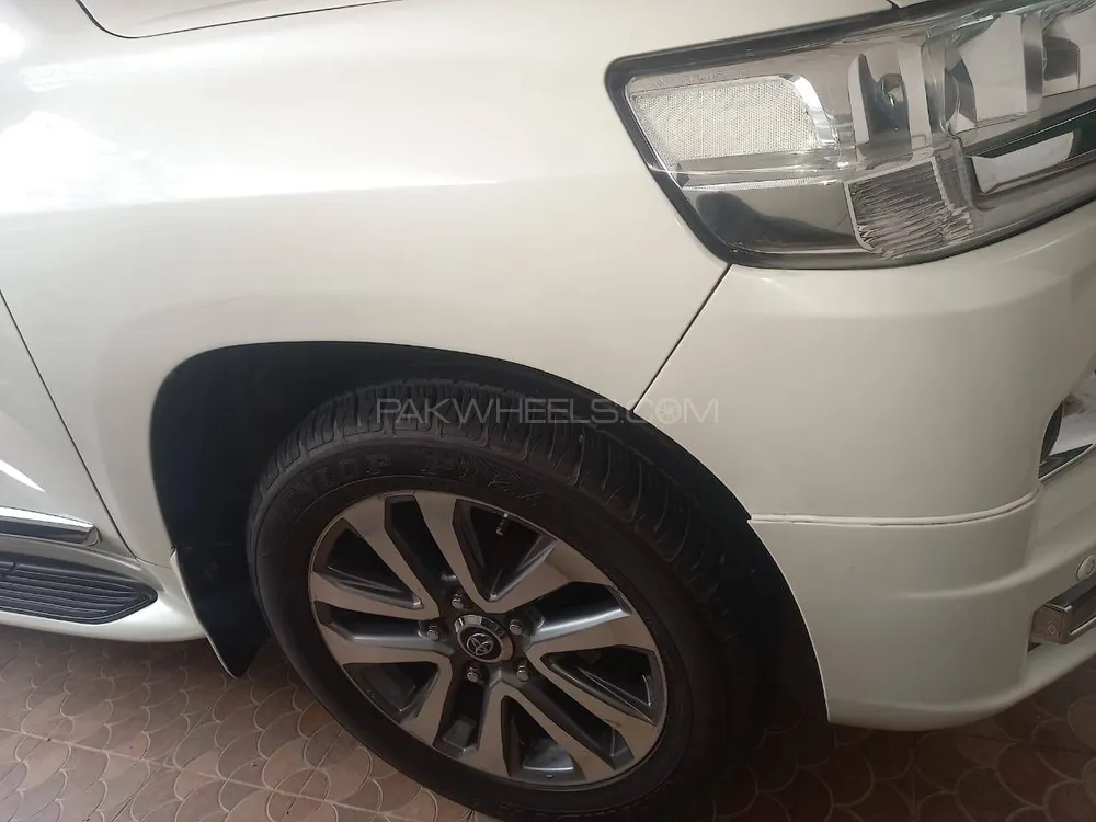 Toyota Land Cruiser 2012 for Sale in Lahore Image-1