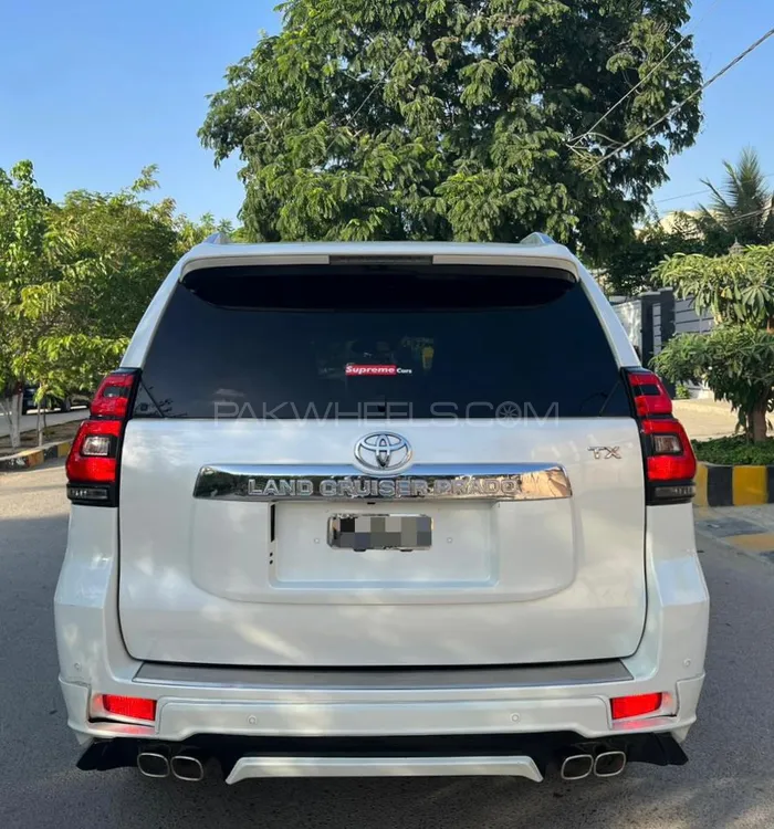 Toyota Prado 2010 for Sale in Karachi Image-1
