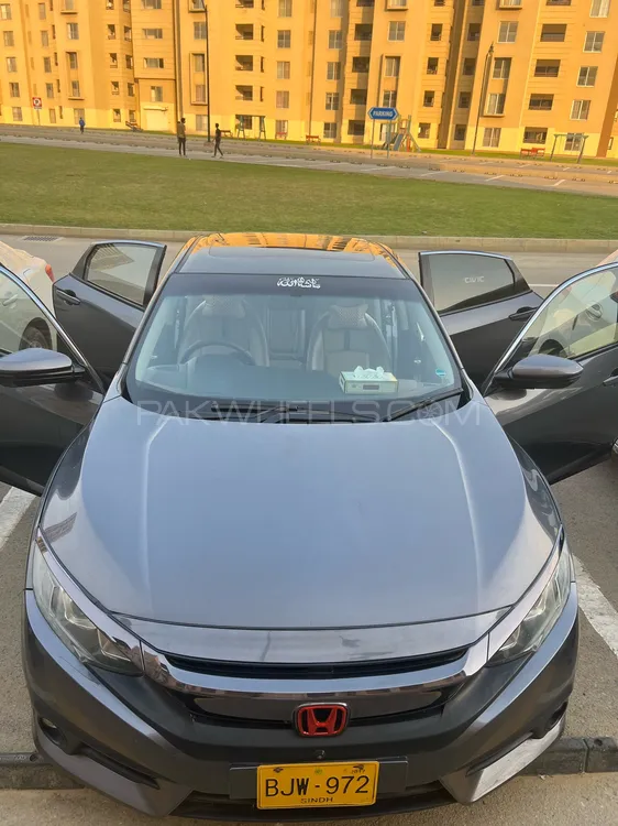 Honda Civic 2017 for Sale in Karachi Image-1