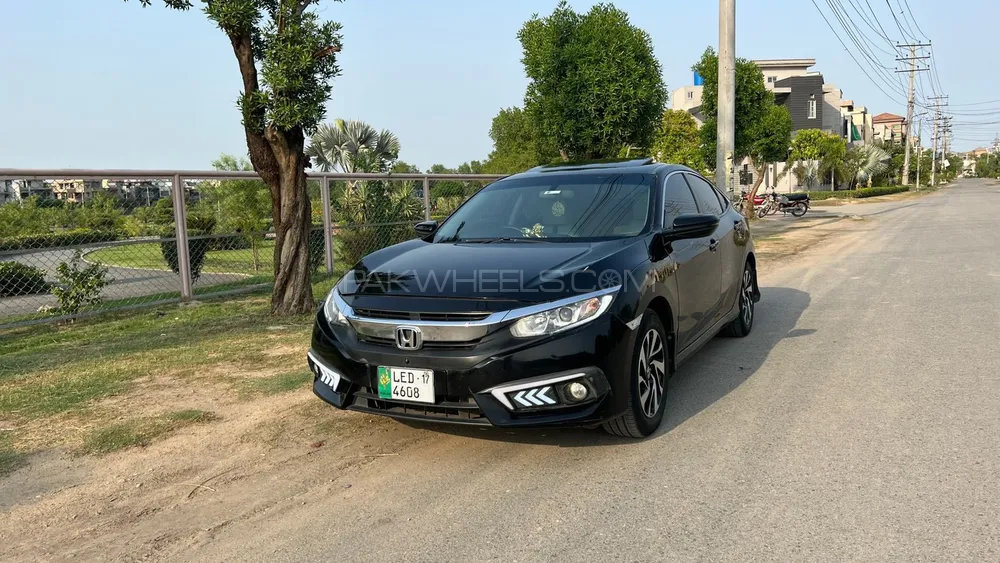 Honda Civic 2017 for Sale in Lahore Image-1