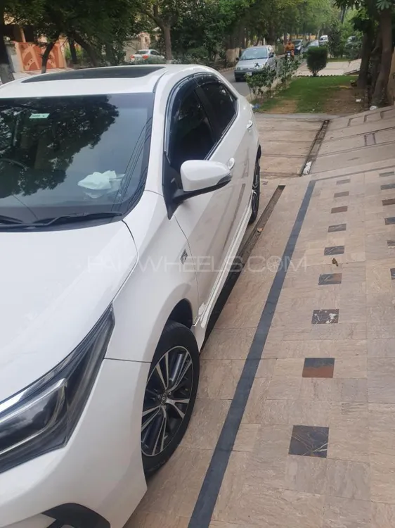 Toyota Corolla 2018 for Sale in Lahore Image-1