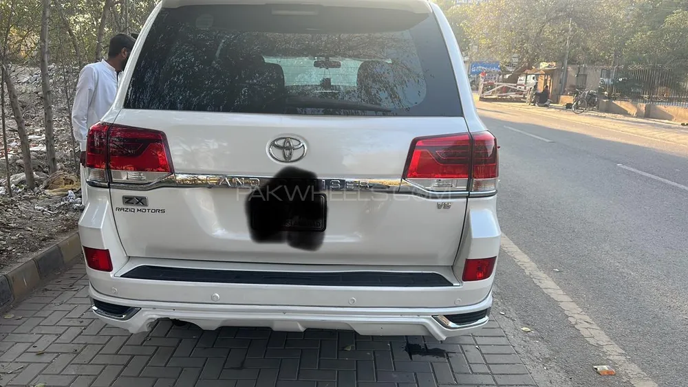 Toyota Land Cruiser 2011 for Sale in Mandi bahauddin Image-1