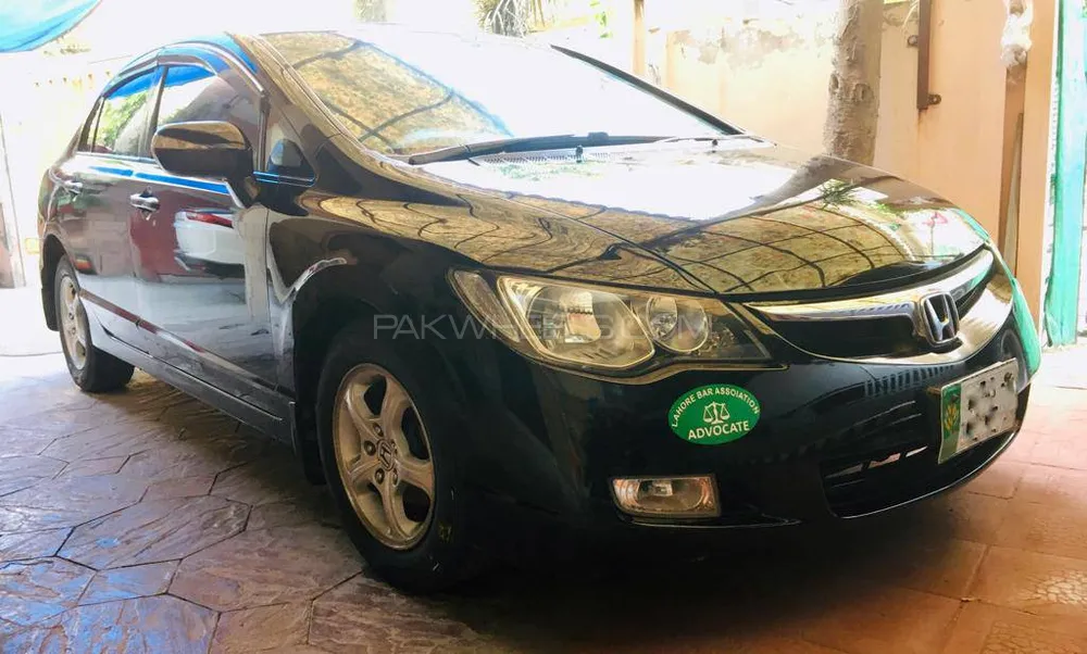 Honda Civic 2010 for Sale in Lahore Image-1