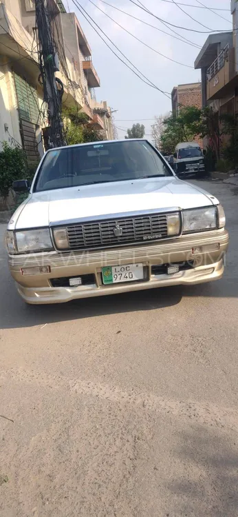 Toyota Crown 1990 for Sale in Faisalabad Image-1