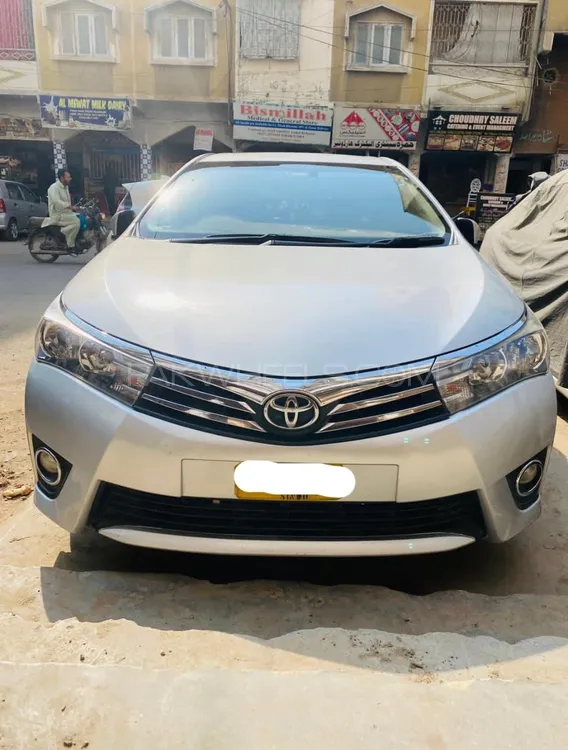 Toyota Corolla 2017 for Sale in Karachi Image-1