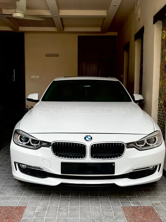 BMW 3 Series 2013 for Sale in Faisalabad Image-1