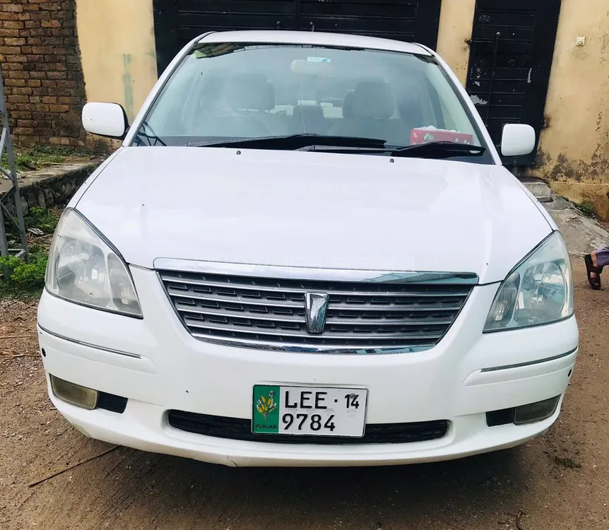 Toyota Premio 2004 for Sale in Islamabad Image-1