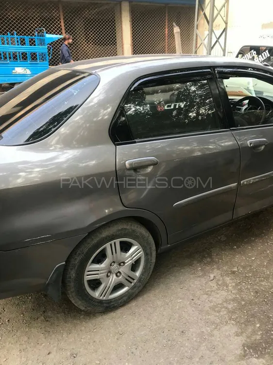 Honda City 2004 for Sale in Shakargarh Image-1