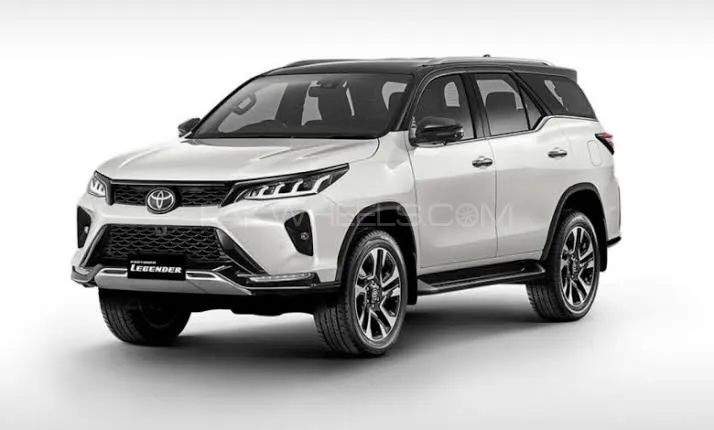 Toyota Fortuner 2023 for Sale in Lahore Image-1