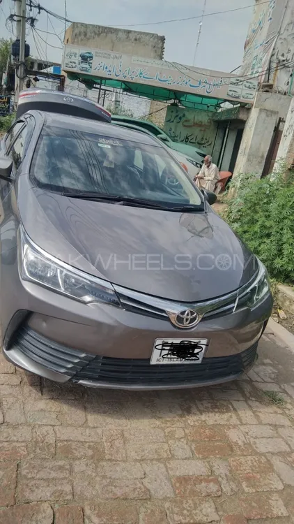 Toyota Corolla 2015 for Sale in Mandi bahauddin Image-1