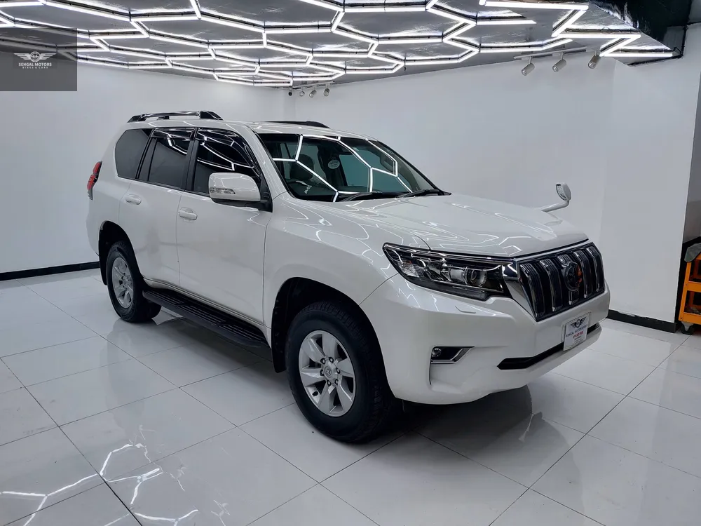 Toyota Prado 2017 for Sale in Islamabad Image-1
