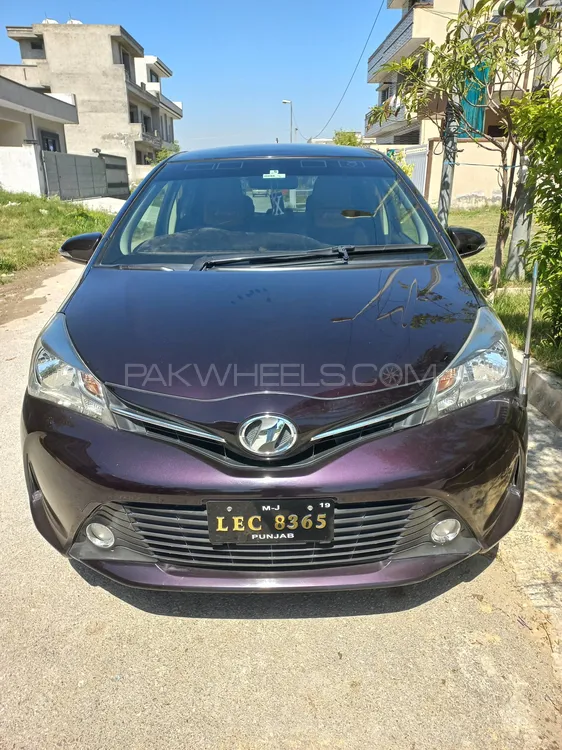 Toyota Vitz 2015 for Sale in Wah cantt Image-1