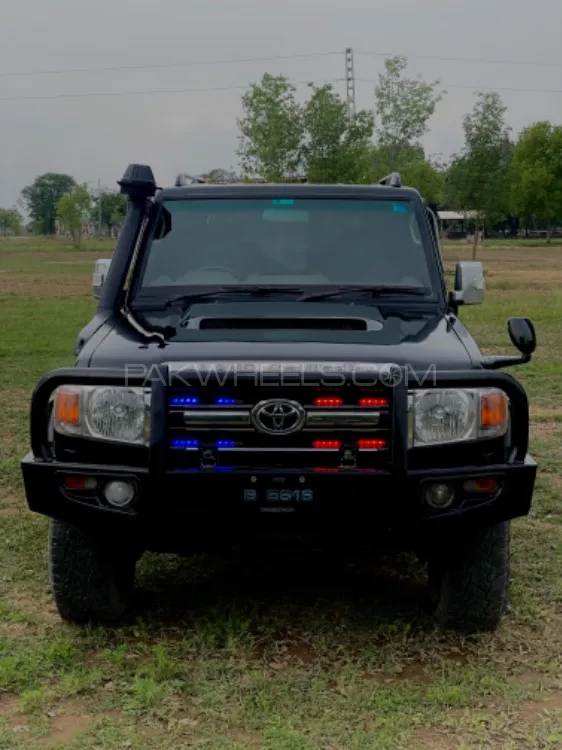 Toyota Land Cruiser 1987 for Sale in Jalalpur Jattan Image-1