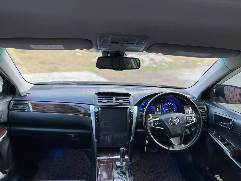 Toyota Camry 2014 for Sale in Islamabad Image-1