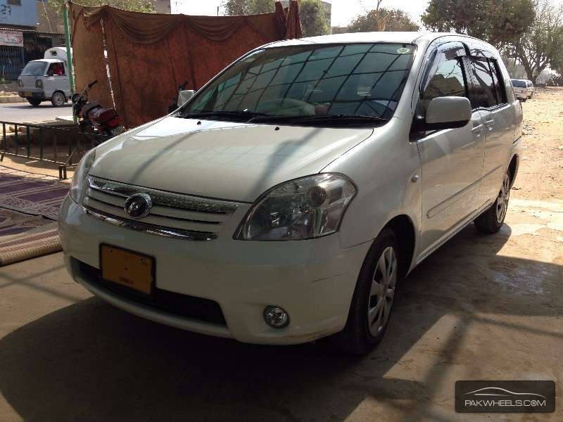 Toyota Raum 2012 for Sale in Karachi Image-1