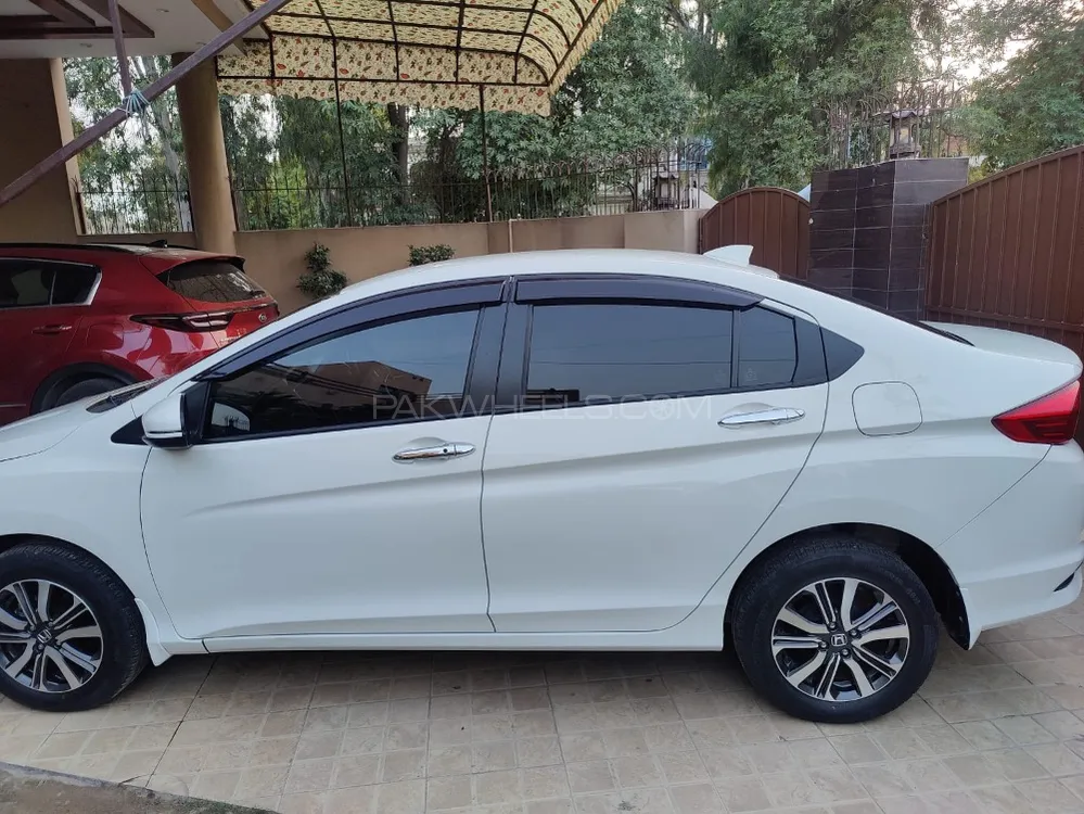 Honda City 2021 for Sale in Lahore Image-1