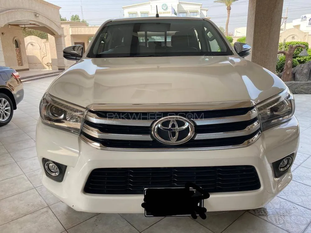 Toyota Hilux 2019 for Sale in Multan Image-1