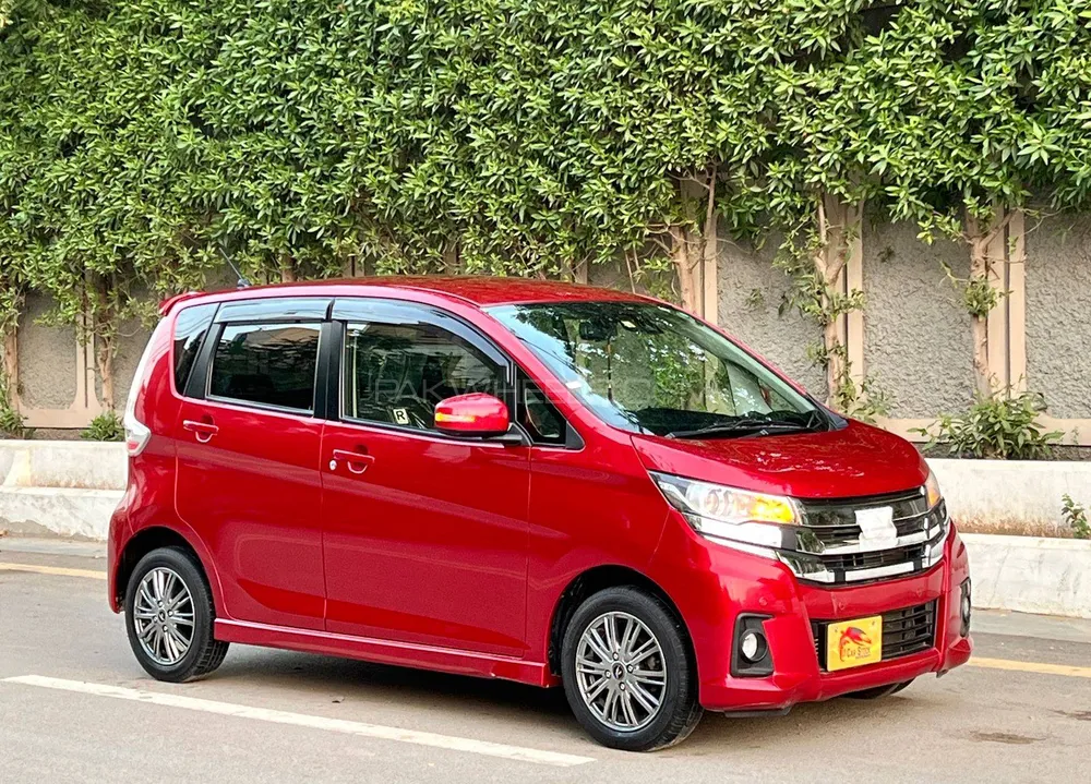 Nissan Dayz Highway Star 2018 for Sale in Karachi Image-1